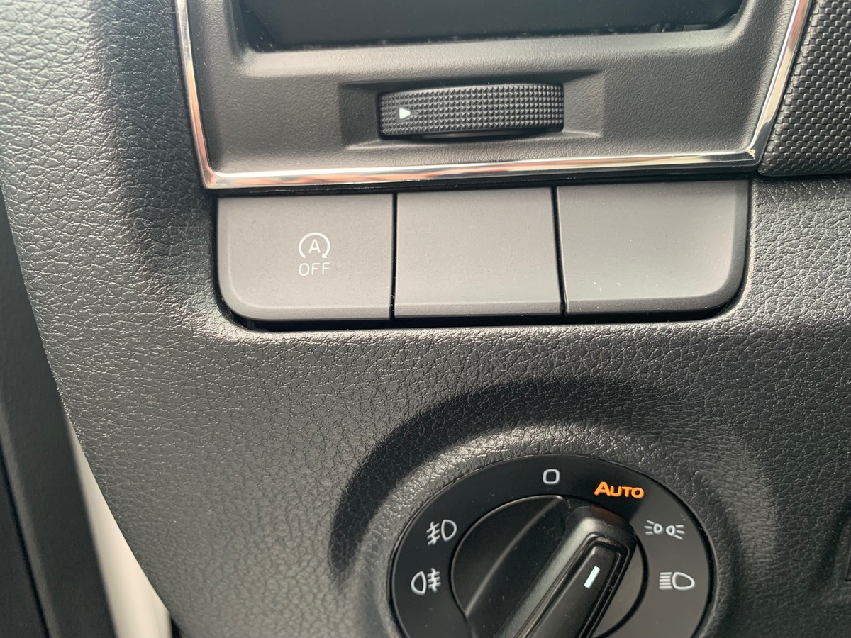 Skoda Fabia 60 ch | Business | GPS | Bluetooth | Radars de stationnement | Régulateur de vitesse