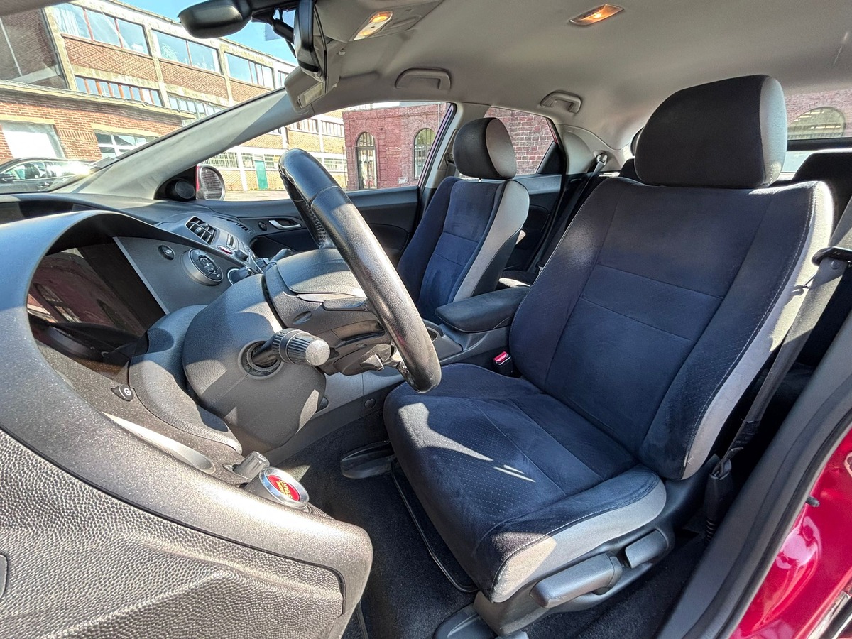 Honda Civic 2.2 CTDI 140 Elegance - Révisée - Garantie