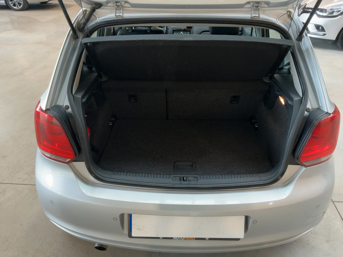 Volkswagen Polo V 1.4 FSi 85 DSG7 Confortline