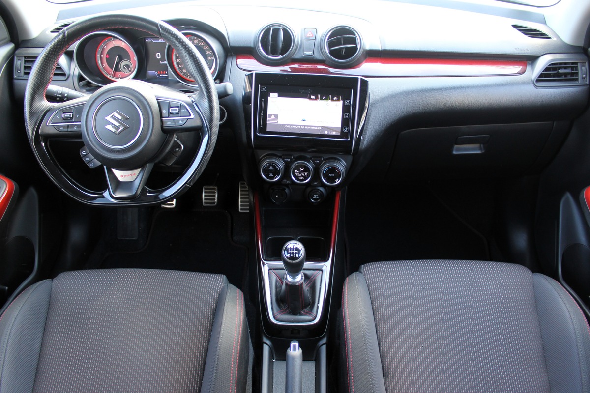 Suzuki Swift V (2) SPORT 1.4 VVT Boosterjet Hybrid SHVS 129 ch