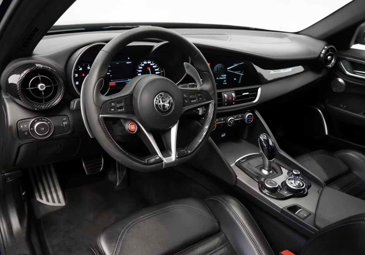 Alfa Romeo Giulia 2.0 TB 280ch Veloce Q4 AT8/Harman-Kardon