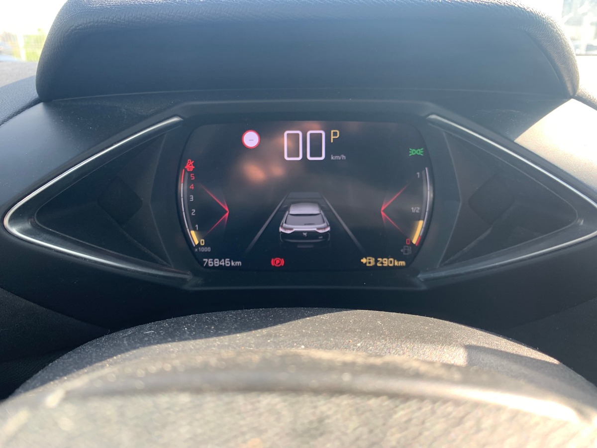 DS DS 3 CROSSBACK PERFORMANCE LINE | Dernier entretien à 73983 kilométres en 12/2024
