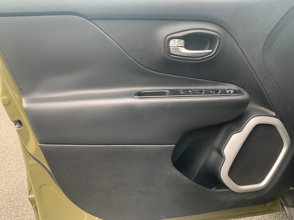 Jeep Renegade 120 chevaux | Régulateur de vitesse | Radar de recul | Bluetooth | Cuir | GPS