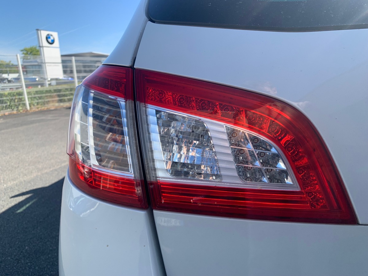 Peugeot 508 SW RXH 2.0 | 180 | Toit panoramique | Caméra de recul | Affichage tête haute | Attelage