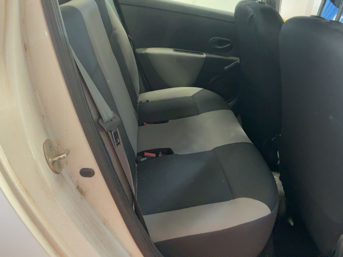 RENAULT Clio III 1.2i 16v 75 Authentique