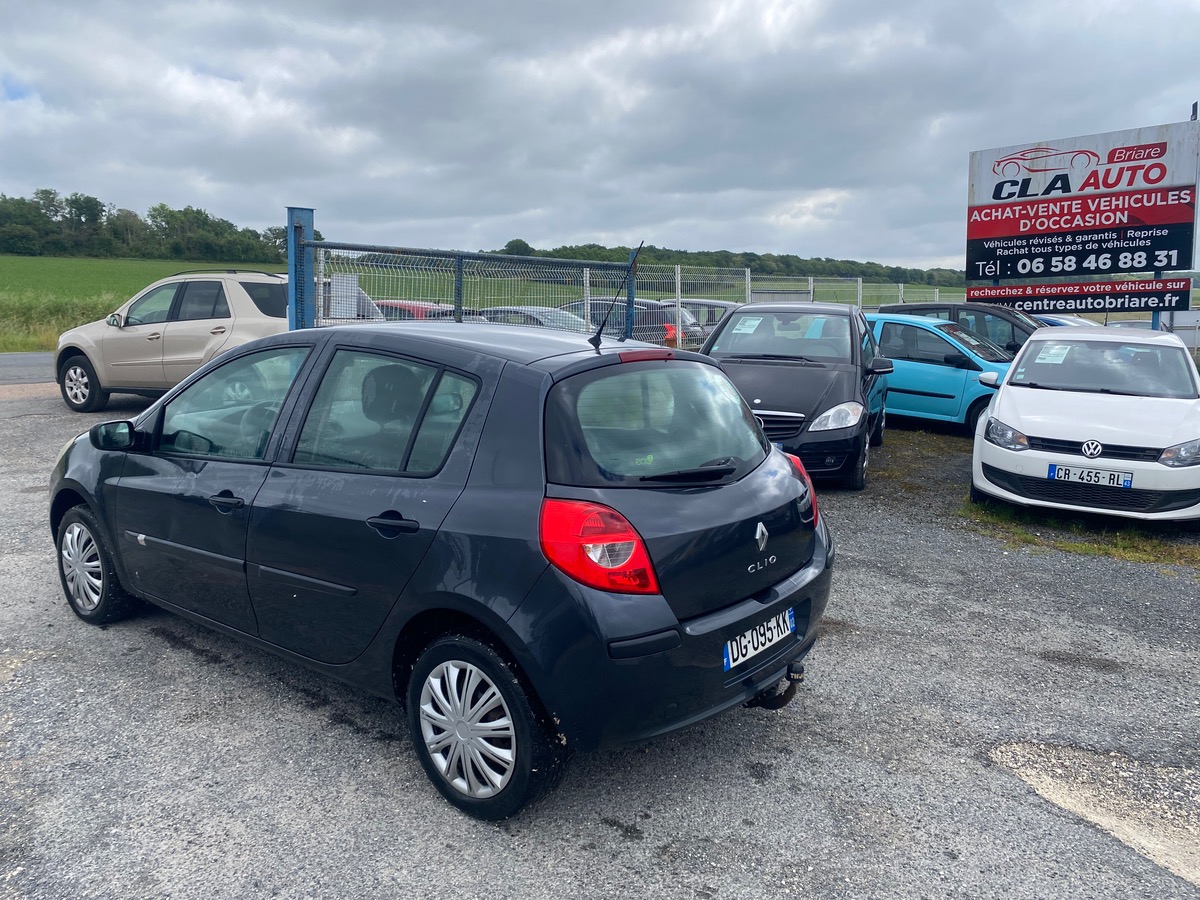 RENAULT Clio 1.5 dci 70cv 247071km