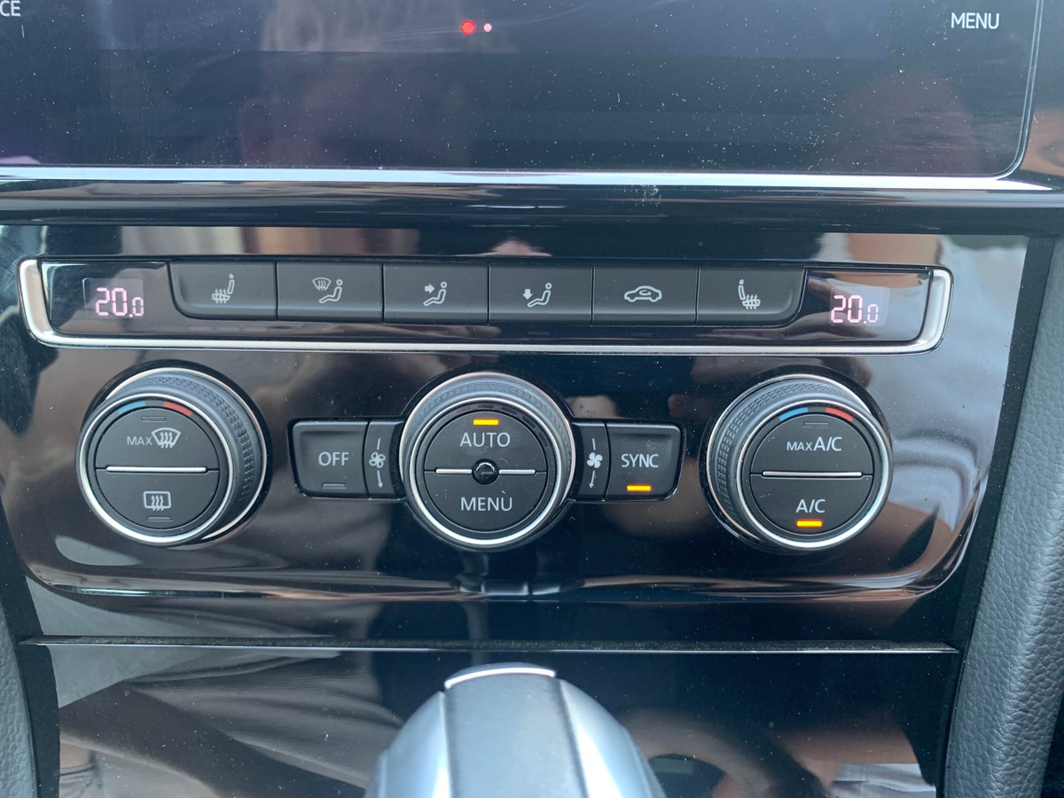 Volkswagen Golf GTI Stage 1 | 245 ch | Virtual Cockpit | Apple car Play | Régulateur adaptatif