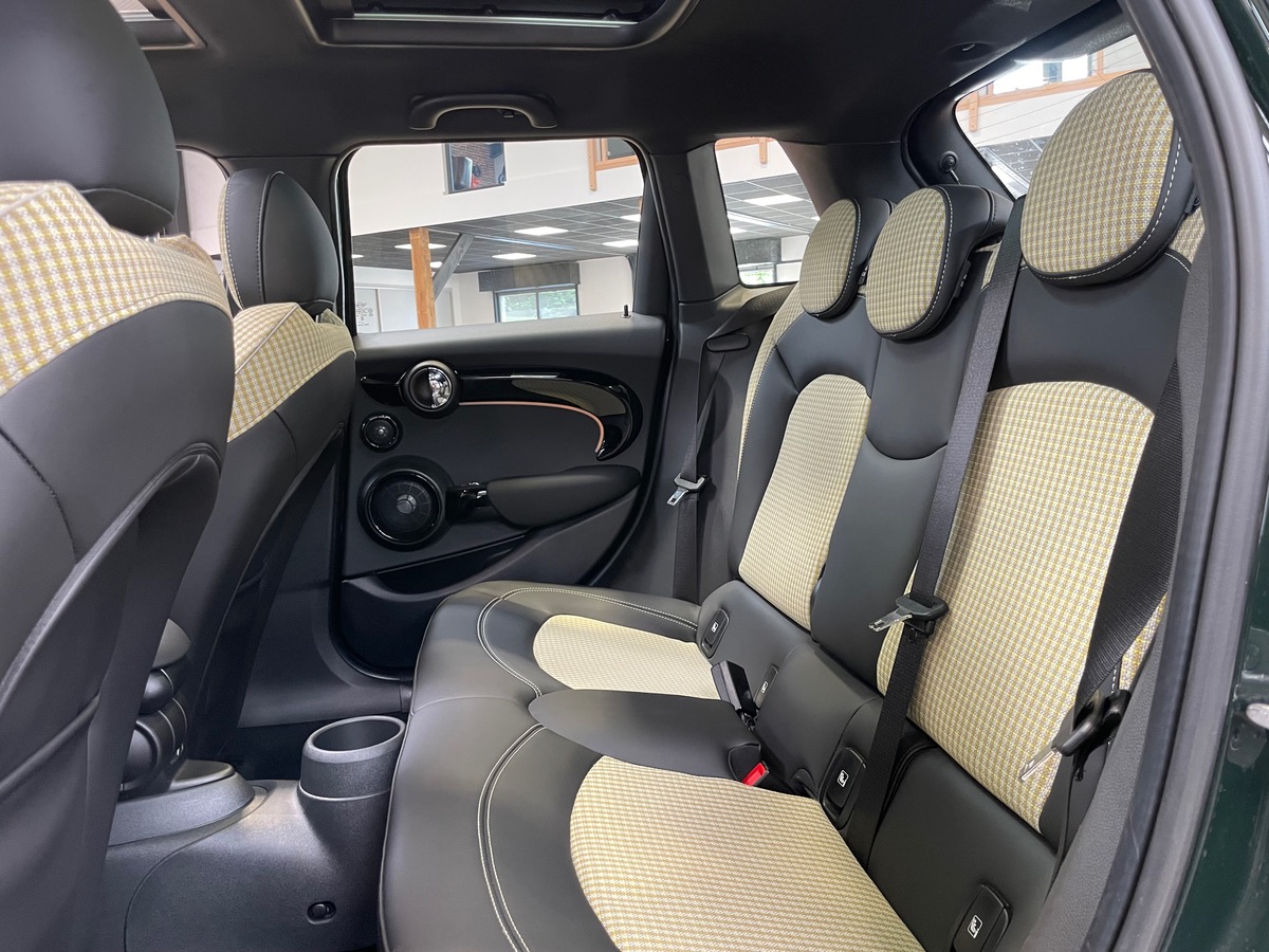 Mini Cooper S 5 PORTES 2.0 i DKG7 178 - TOIT OUVRANT/CARPLAY/SIEGES CHAUFFANTS - GARANTIE 2027
