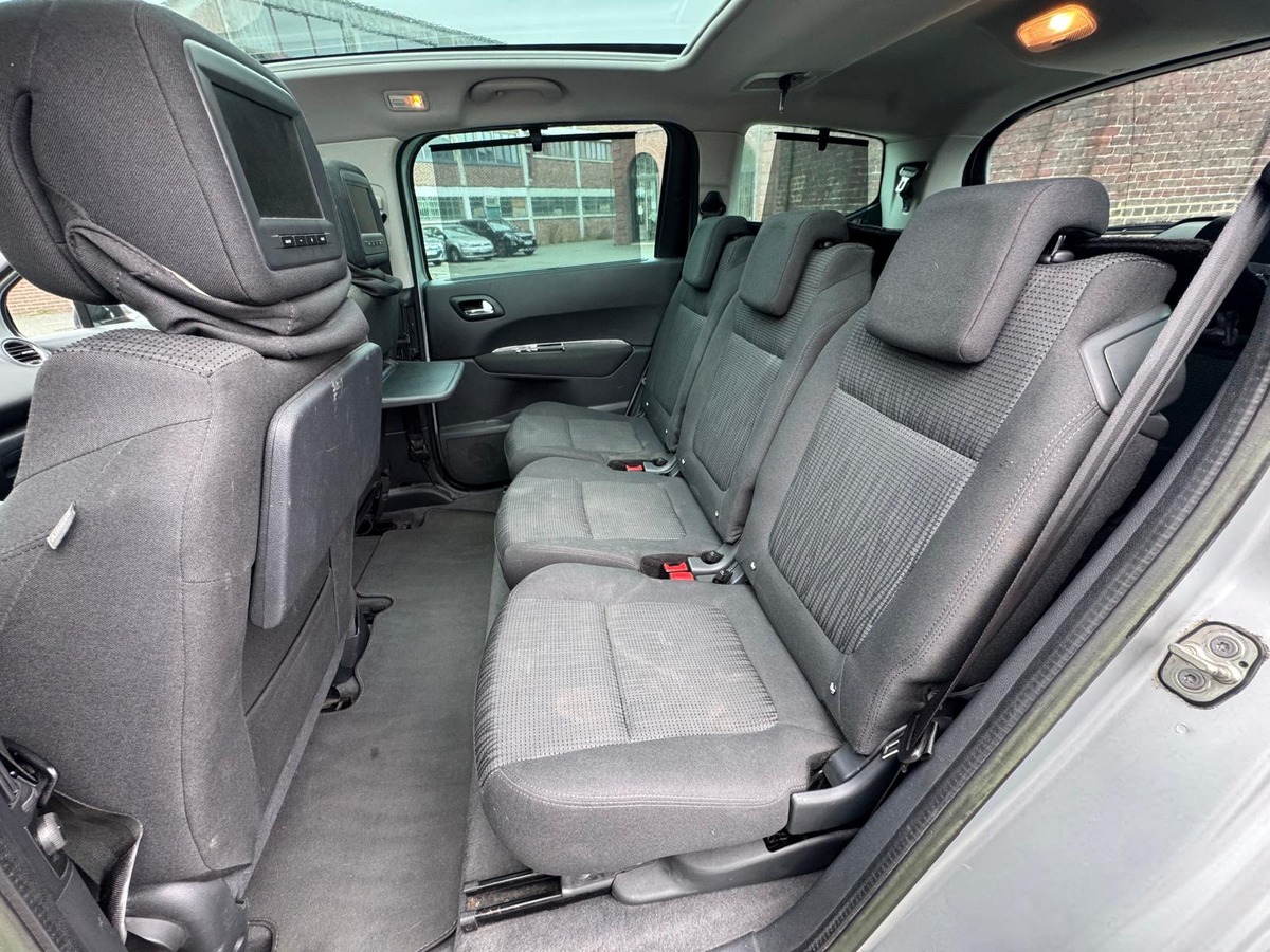 Peugeot 5008 1.6 hdi 110cv 7 places Family - Garantie