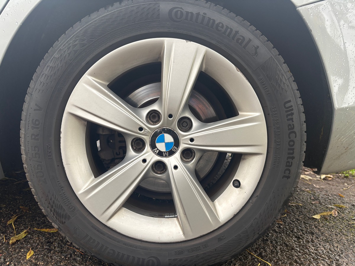 Bmw Série 1 118 d 143 ch - VERSION SPORT