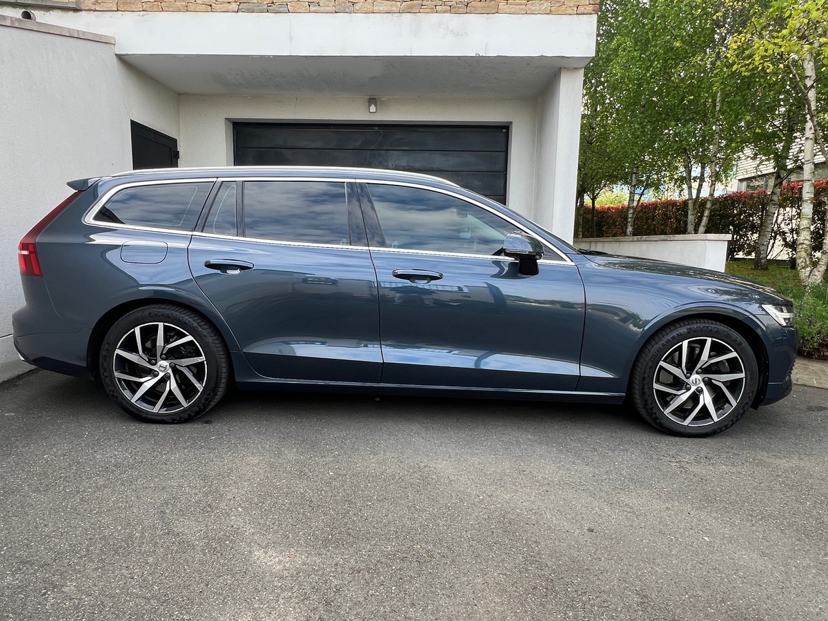 Volvo V60 II Inscription T8 2.0 Ti 16V 392 Plug in Hybrid AWD Geartronic8 303 cv