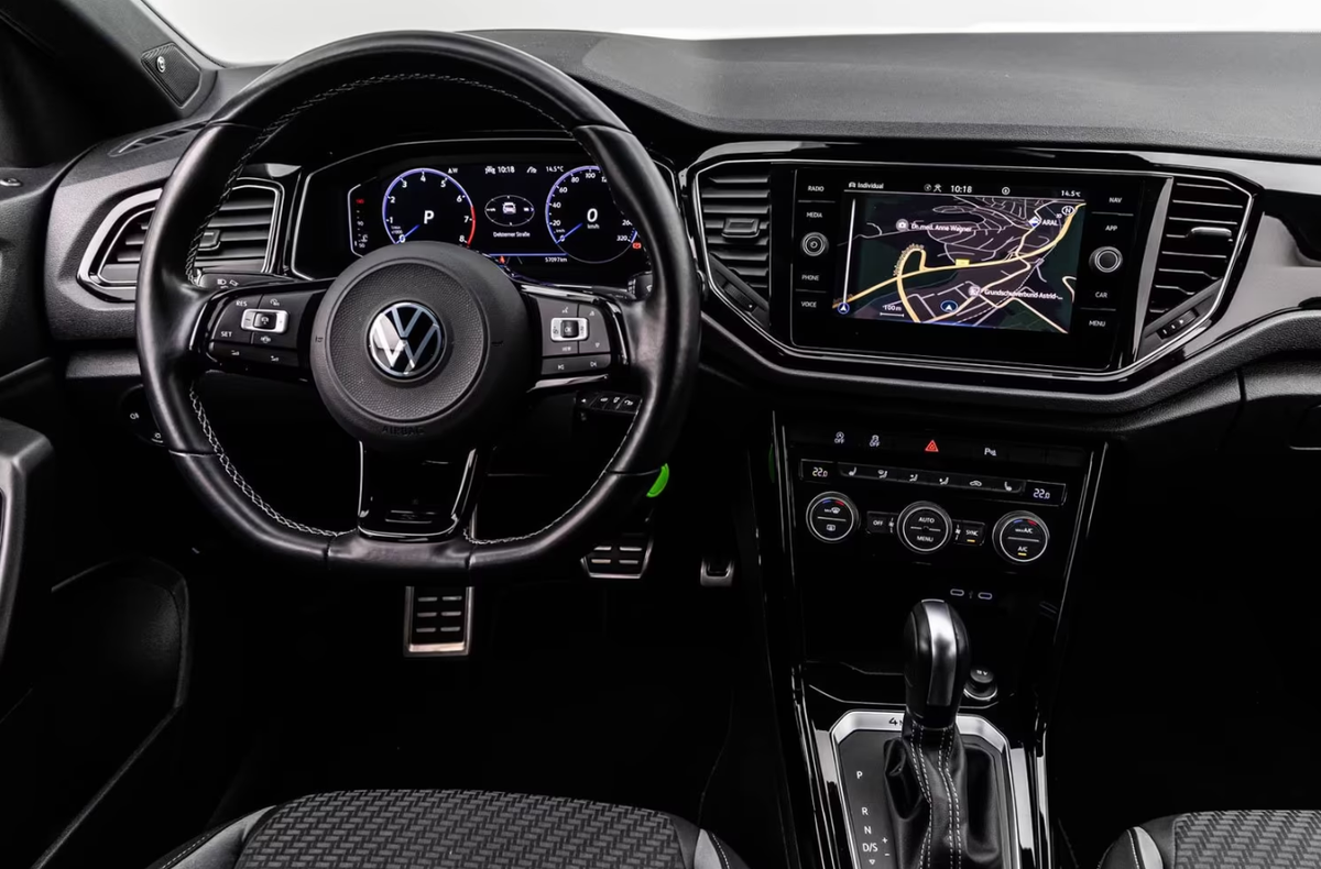 Volkswagen T-Roc 2.0 TSI 300ch R 4-Motion DSG7/Toit ouvrant/Beats/Attelage