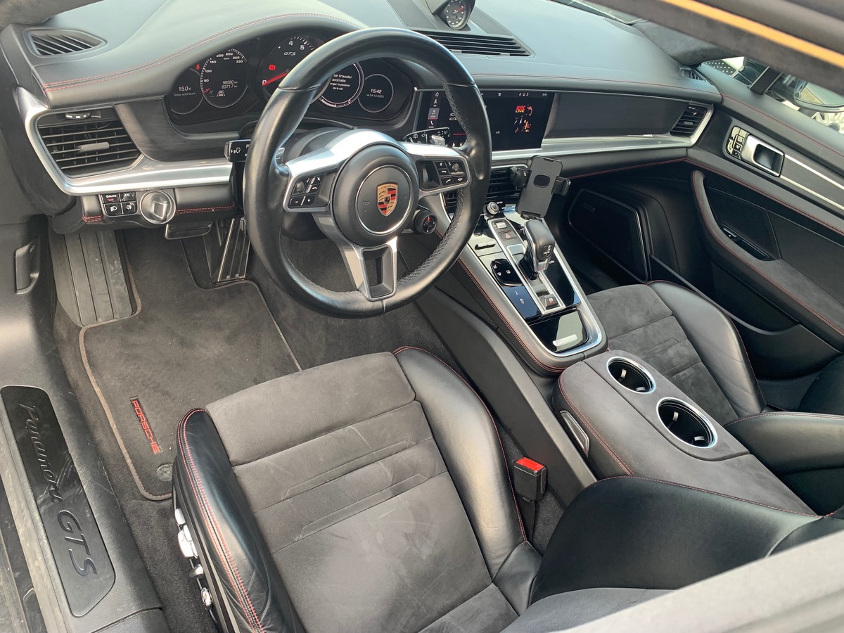 Porsche Panamera Sport Turismo GTS | V8 460 CH | BOSE | Toit panoramique | Garantie 1 AN AGIR *