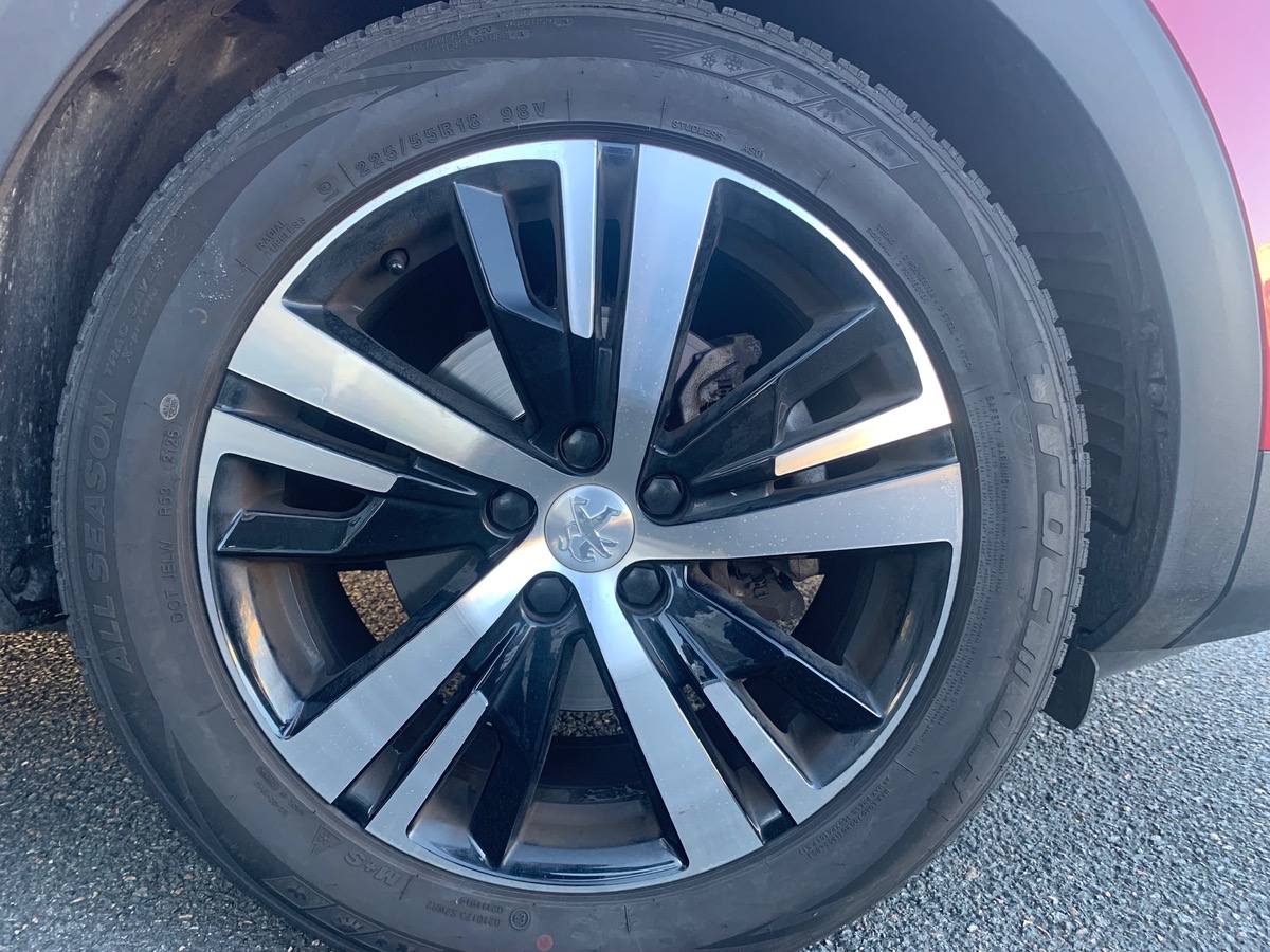 Peugeot 3008 130 ch | GT | Pack Alcantara | Pack City 2 | Hayon Motorisé avec accès Mains Libres