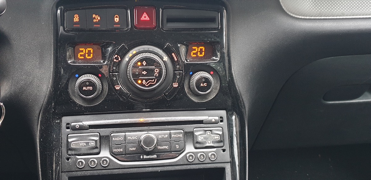 Citroën C3 Picasso 1.2 pure tech 110 BVM Exclusive 1ère main distribution OK