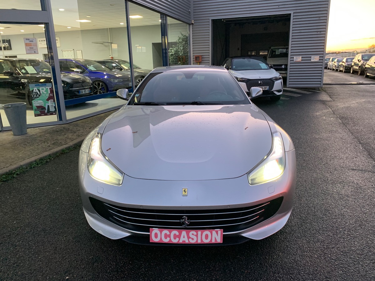 Ferrari GTC4LUSSO T 610 ch | V8 3.9 | Dernière révision constructeur à 22209 kms en 02/2025