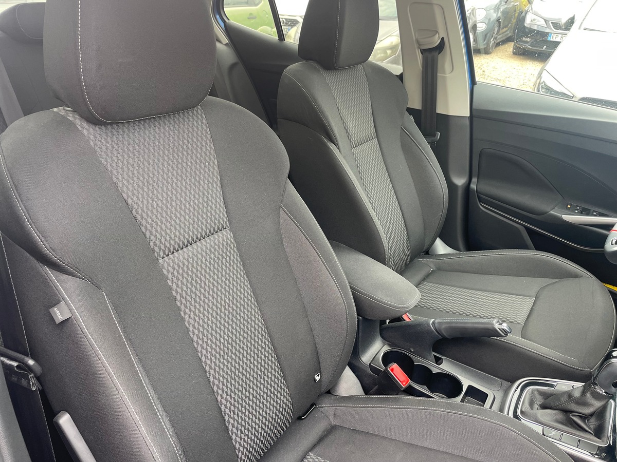 Skoda Fabia 1.0 TSi 110 cv Boîte auto RIEN A PREVOIR - TOIT PANORAMIQUE - CARPLAY - CAMERA DE RECUL