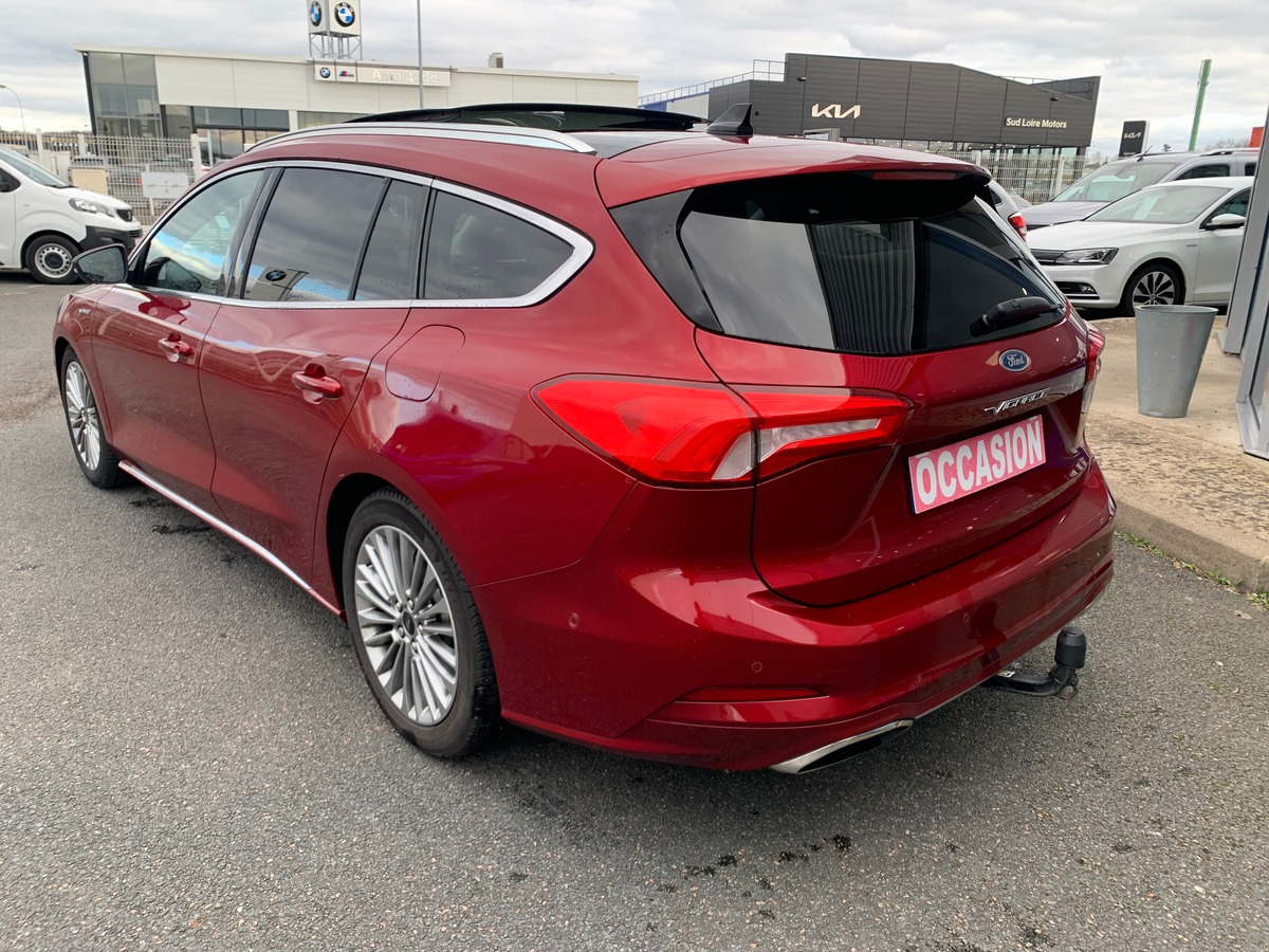 Ford FOCUS SW 120 ch | Vignale | Toit ouvrant panoramique | Apple car play Android auto | Attelage