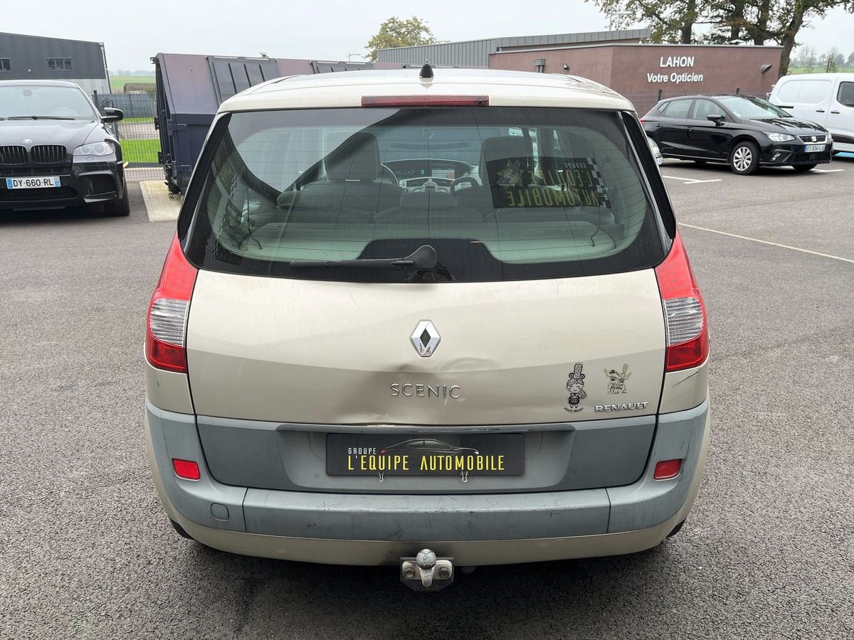 RENAULT Scenic II (2) 1.9 DCI 130 FAP EXPRESSION + attelage