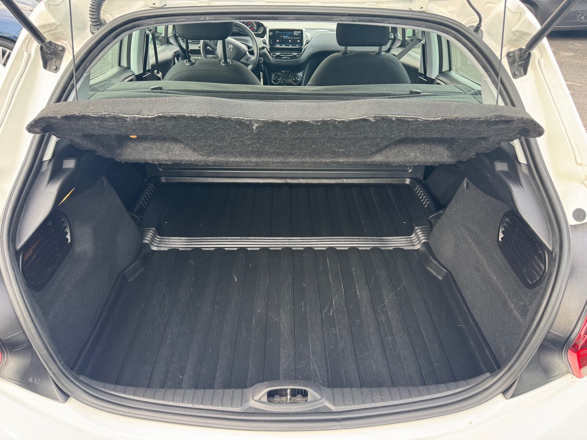 Peugeot 208 1.5 BHDI 100CH PREMIUM PACK / PRIX TTC / 7000€ HT