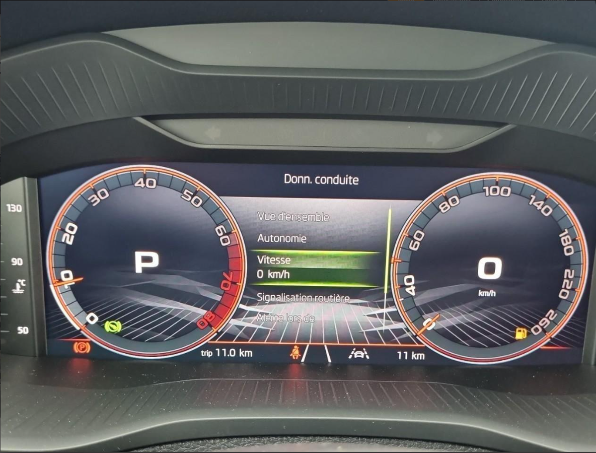 Skoda Karoq 1.5 tsi 150 sportline dsg7