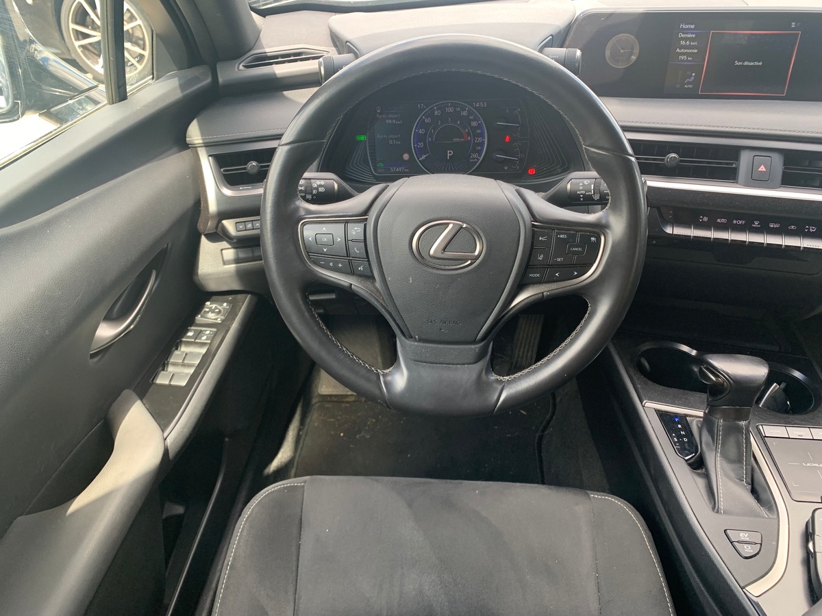 Lexus UX 250 | 184 ch | Pack Confort | Apple car Play | Caméra recul | Régulateur vitesse adaptatif