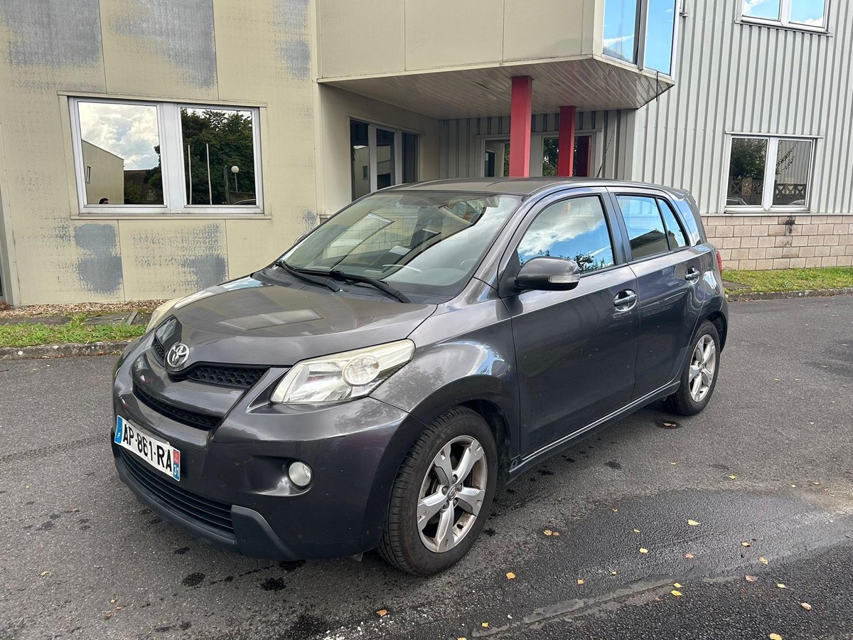 Toyota Urban Cruiser 90 D-4D Life styles en 4 X sans frais CBL