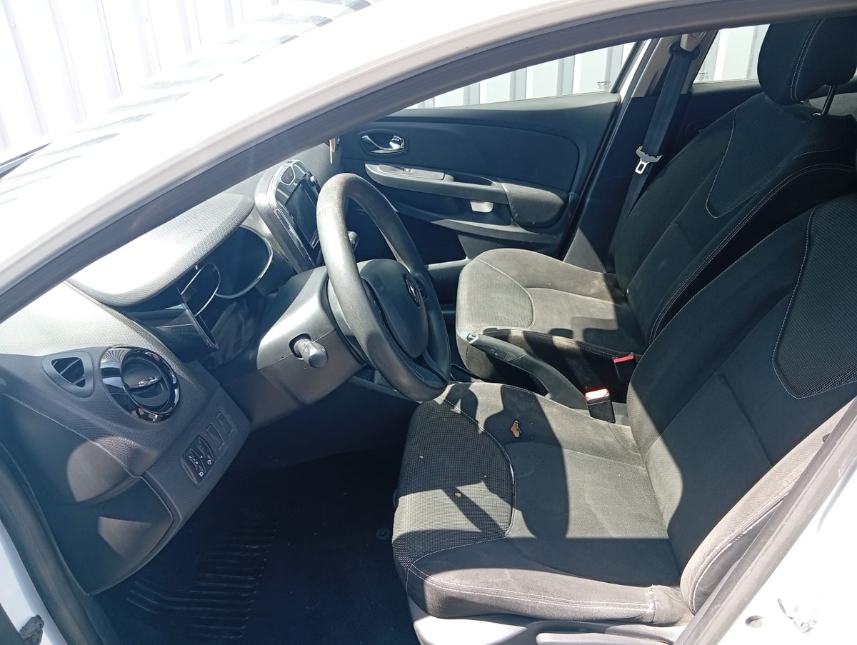 RENAULT Clio Sté 1.5 dCi 75ch Air MédiaNav eco² 90g / DISTRIBUTION NEUVE / TVA RECUPERABLE