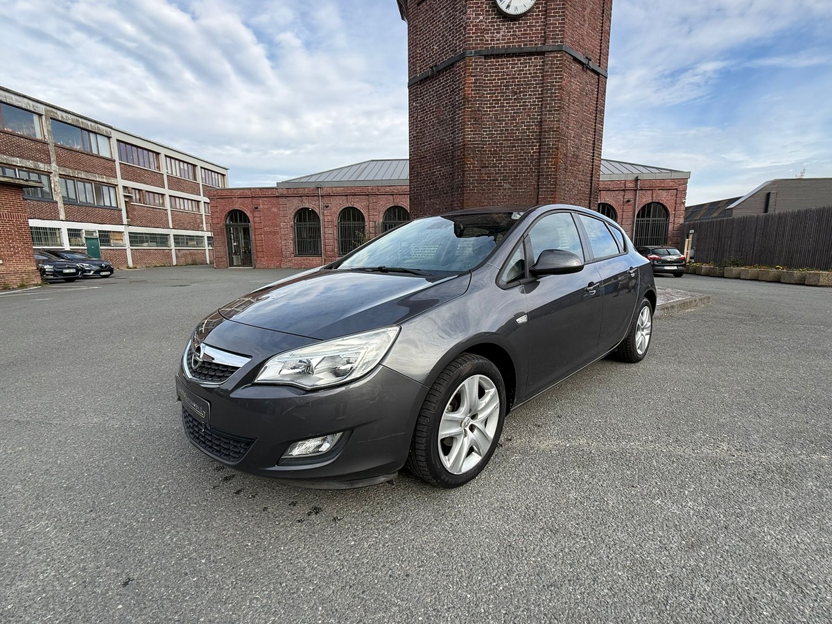 Opel Astra 1.4 100CH ENJOY / REVISEE / GARANTIE