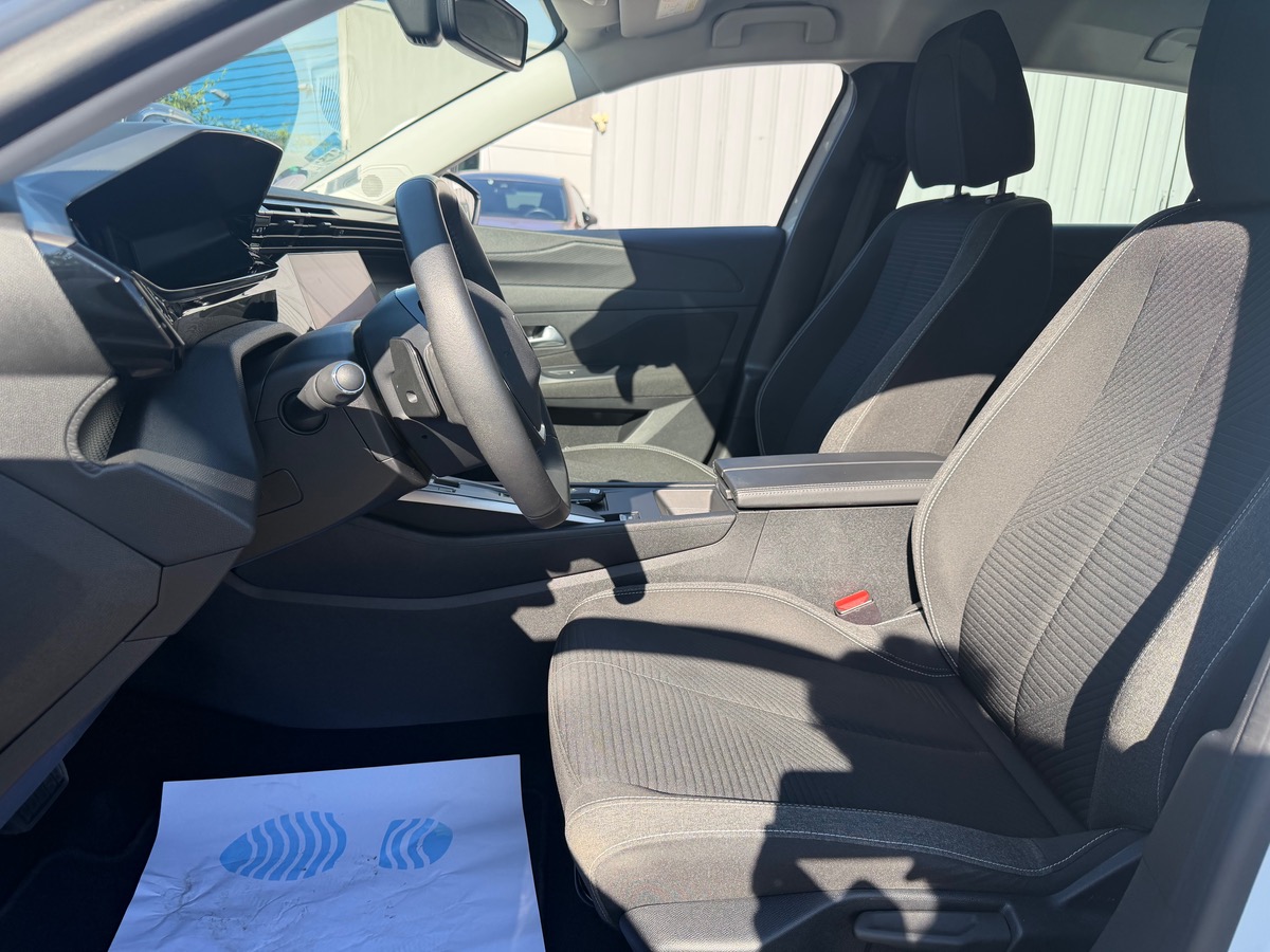 Peugeot 308 PHEV 180CH E-EAT8 ACTIVE PACK / 1 ERE MAIN
