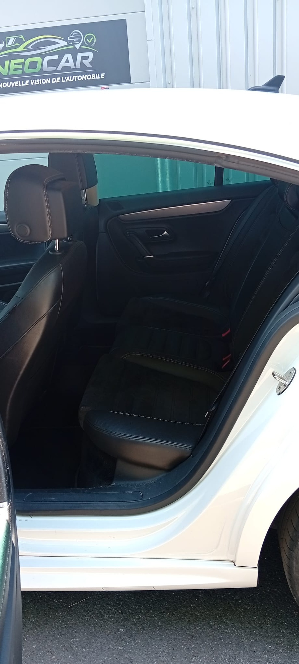 Volkswagen Passat CC 2.0 TDI 140ch Carat DSG6 Pack R line / Suivi d'entretien à jour
