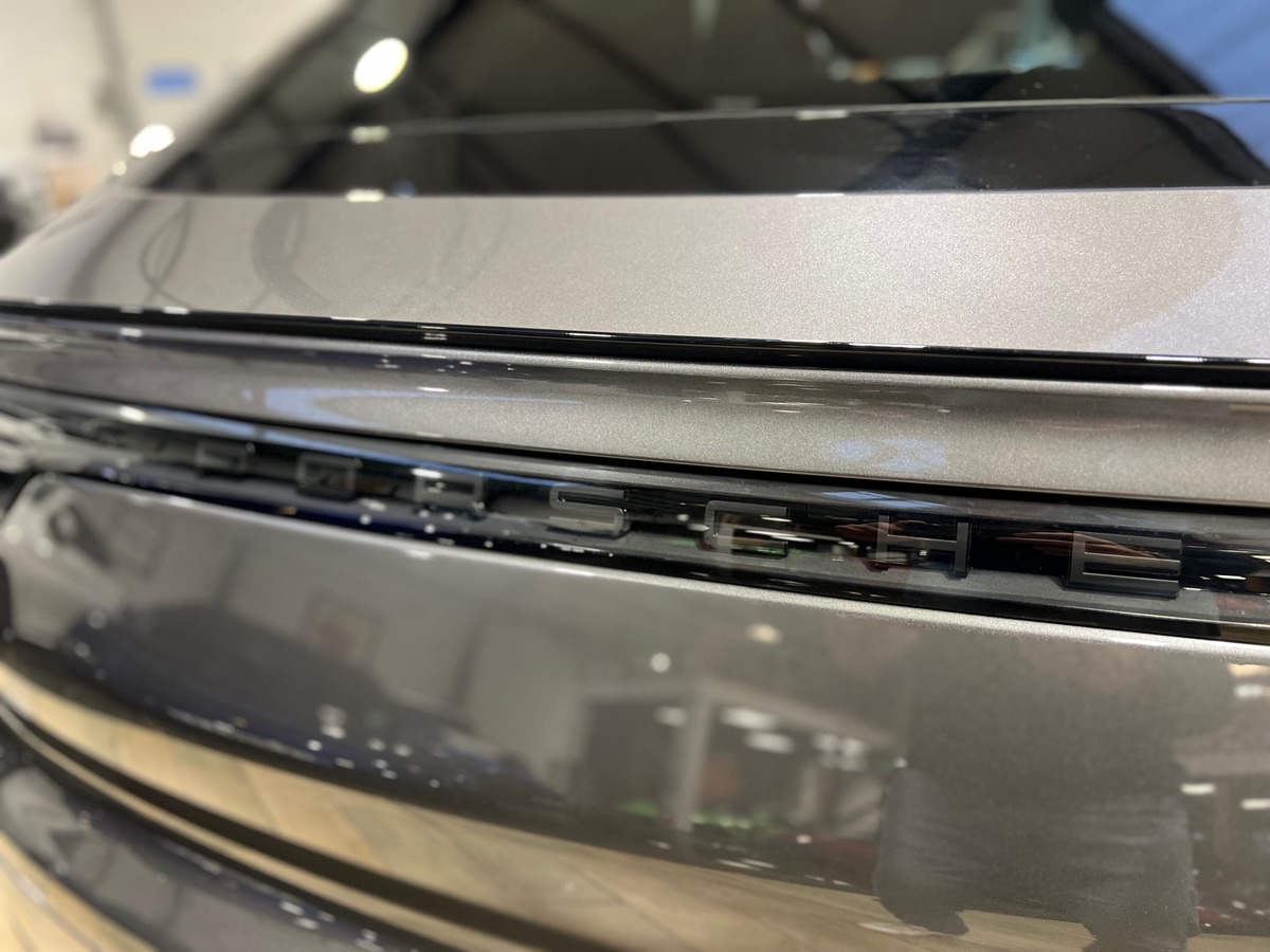 Porsche Cayenne Coupé III E-HYBRID 3.0 V6 462 PDK8 FR Carbone int/ext  - Burmester