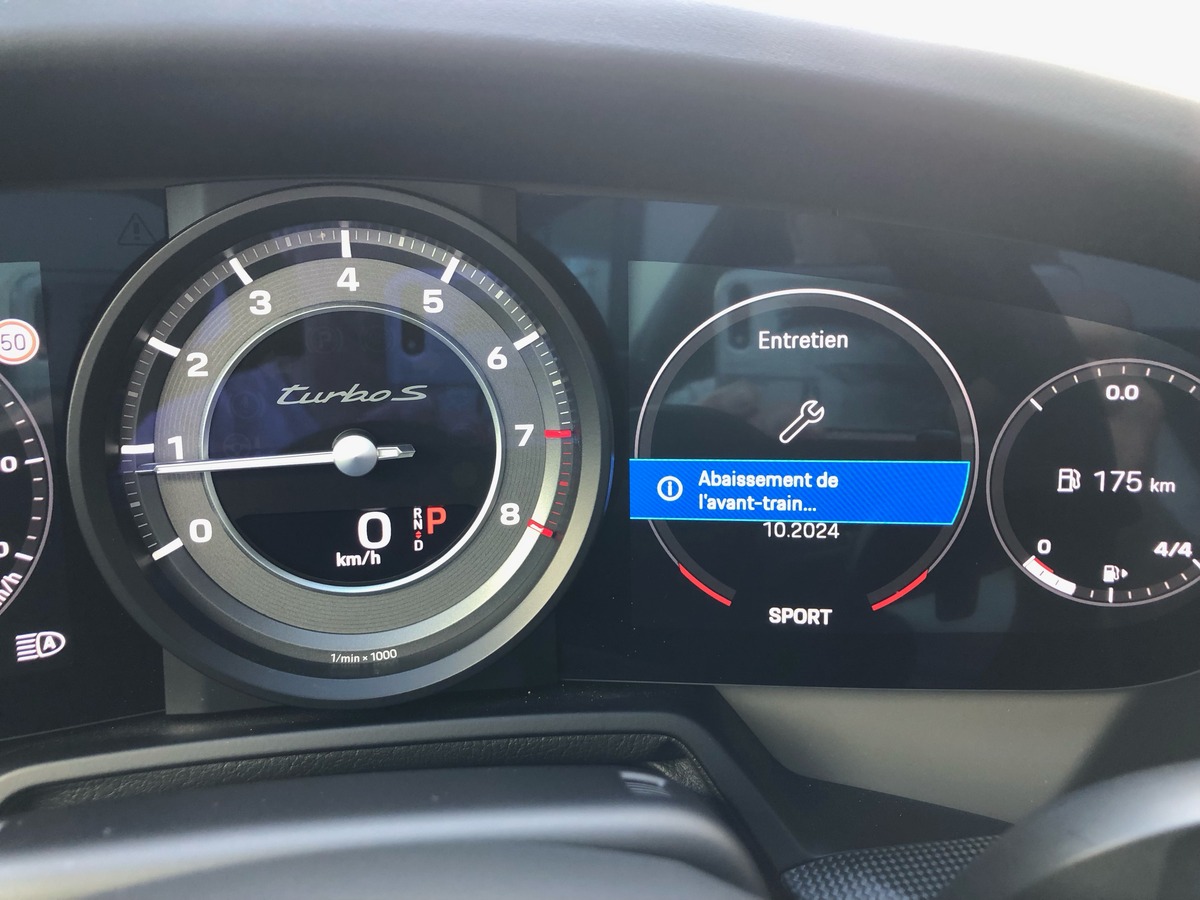 Porsche 911 TURBO S COUPE / TVA / 13464 KMS