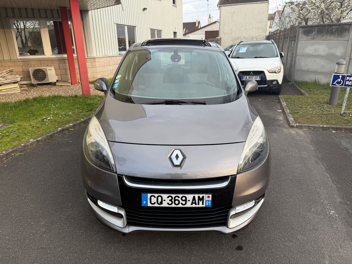 RENAULT Scenic 1.6 DCI 130 CV dynamiques en 4X