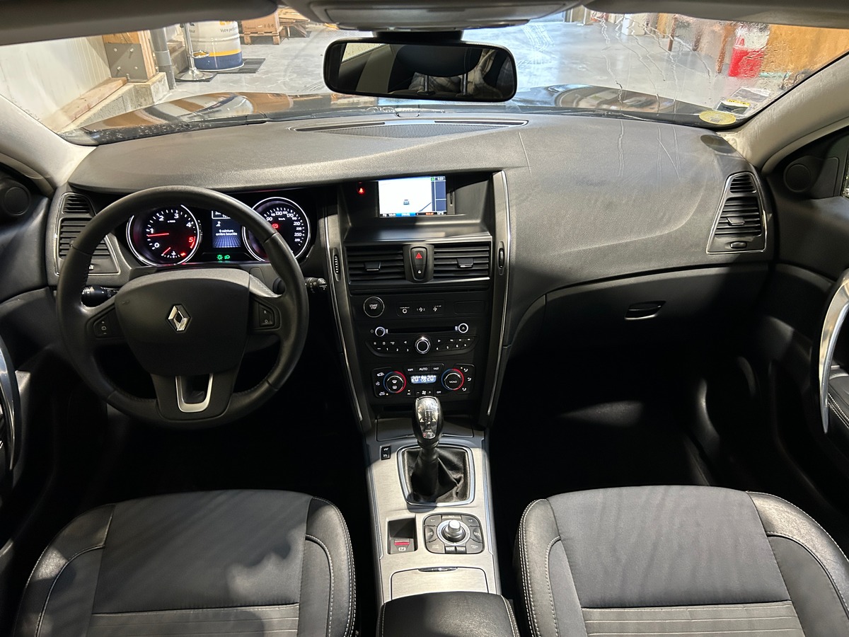 RENAULT Latitude 2.0 dCi 16V 150 cv - MOTEUR A CHAINE - GARANTIE