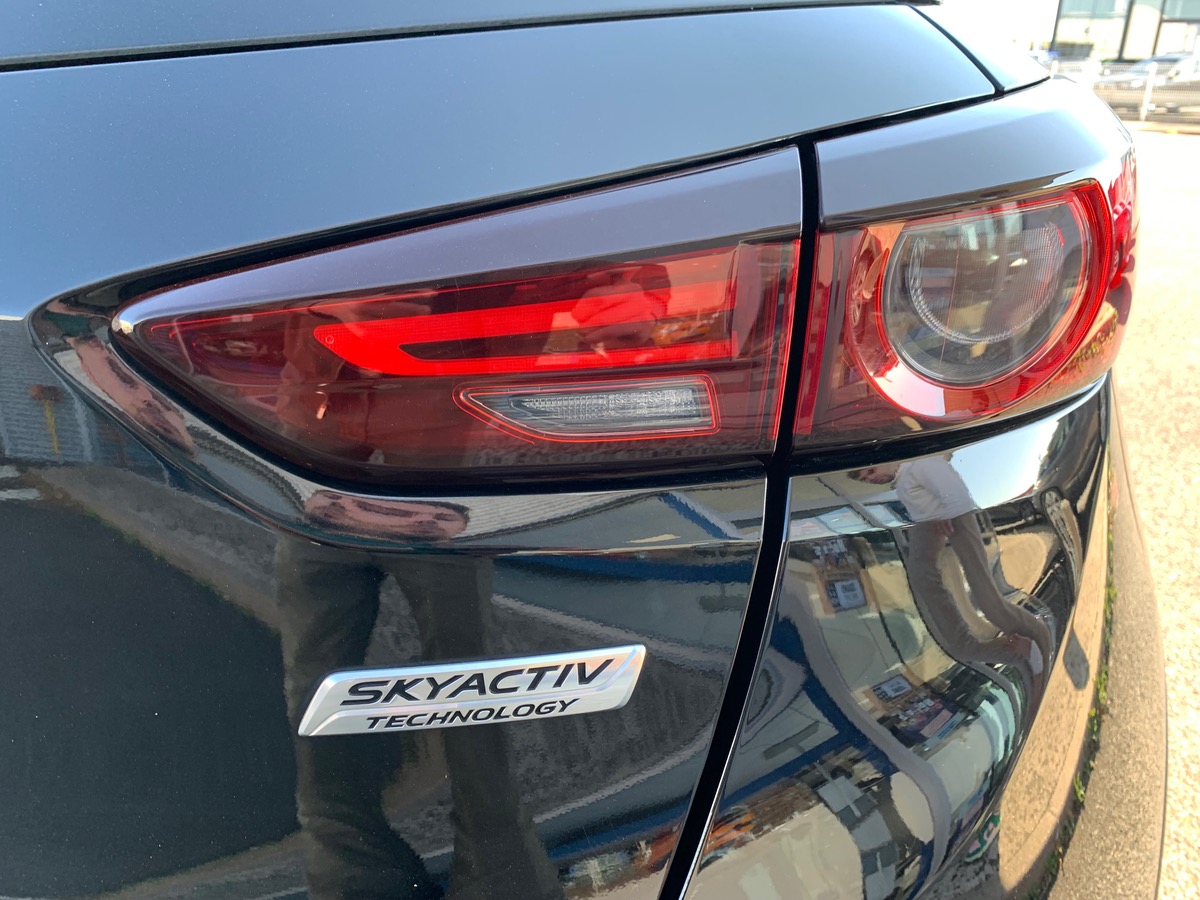 Mazda CX-3 2.0 SKYACTIV-G | 121 ch | Dynamique | Boîte automatique | Radar de stationnement arriére