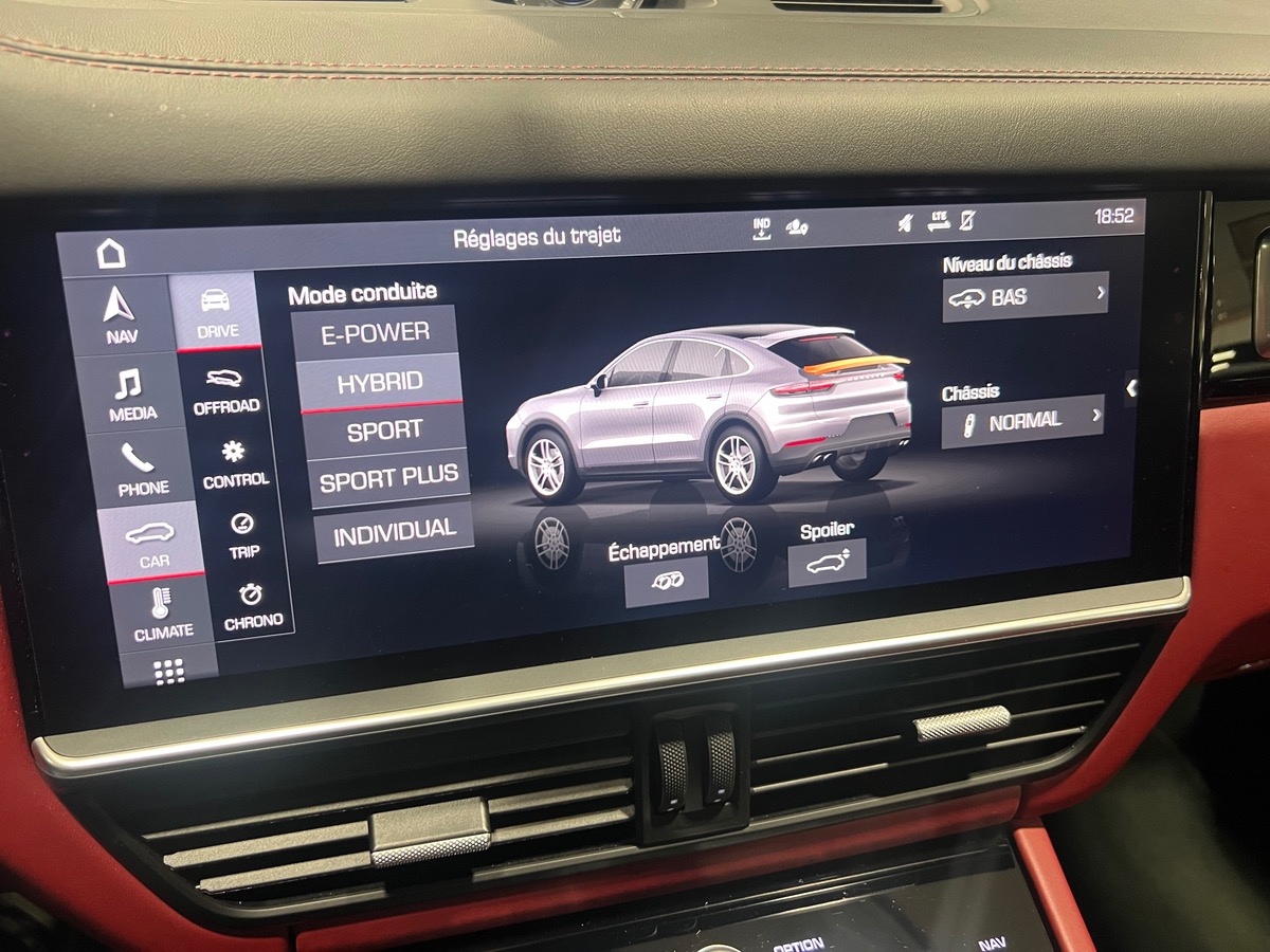 Porsche Cayenne Coupé III E-HYBRID 3.0 V6 462 PDK8 FR Carbone int/ext  - Burmester