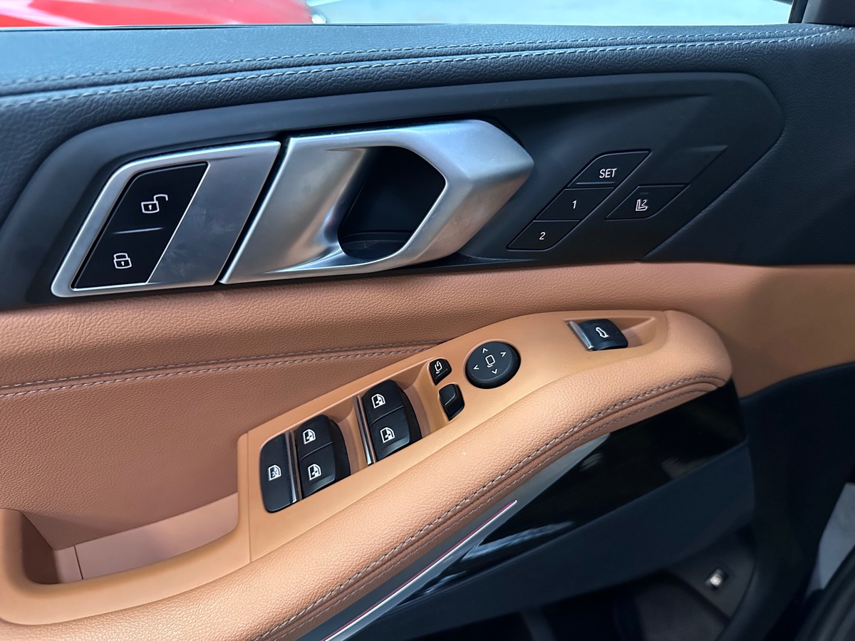 Bmw X5 (G05) XDRIVE 45E 394 HYBRIDE  M SPORT BVA8 4 roues directrices