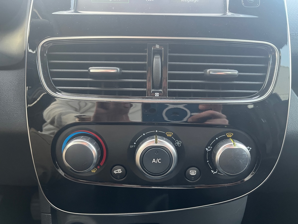 RENAULT Clio Estate 1.5 DCI 90ch Business, Courroie de distribution OK, Attelage, GPS, radars AR