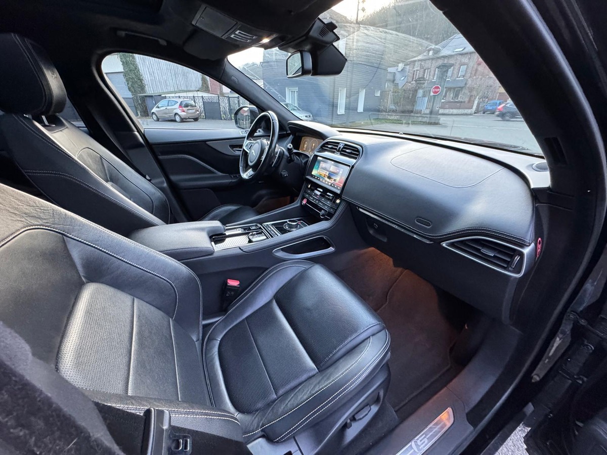 Jaguar JAGUAR F-PACE S 3.0D V6 300 4x4 BVA 8