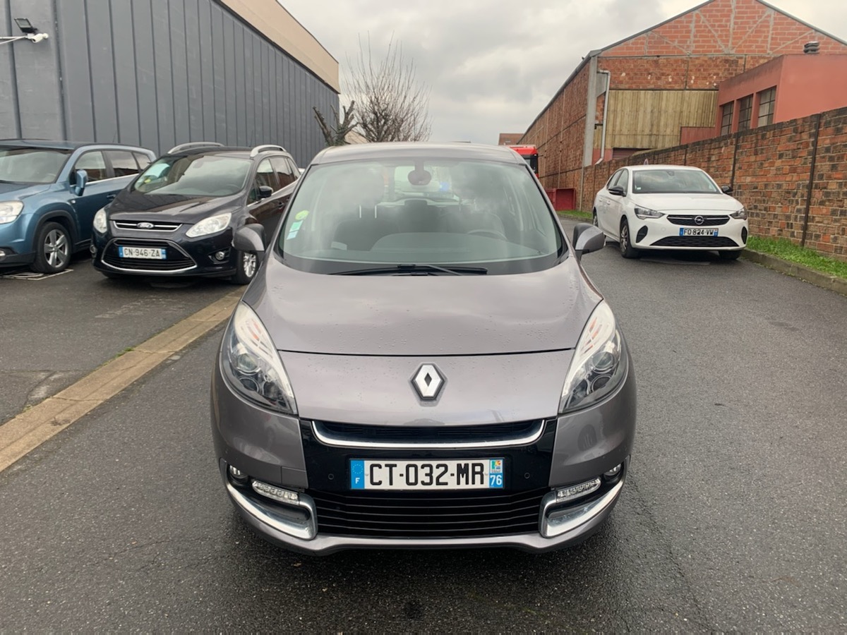 RENAULT Scenic 1.5 DCI 110 CV 1er mains 4XCB