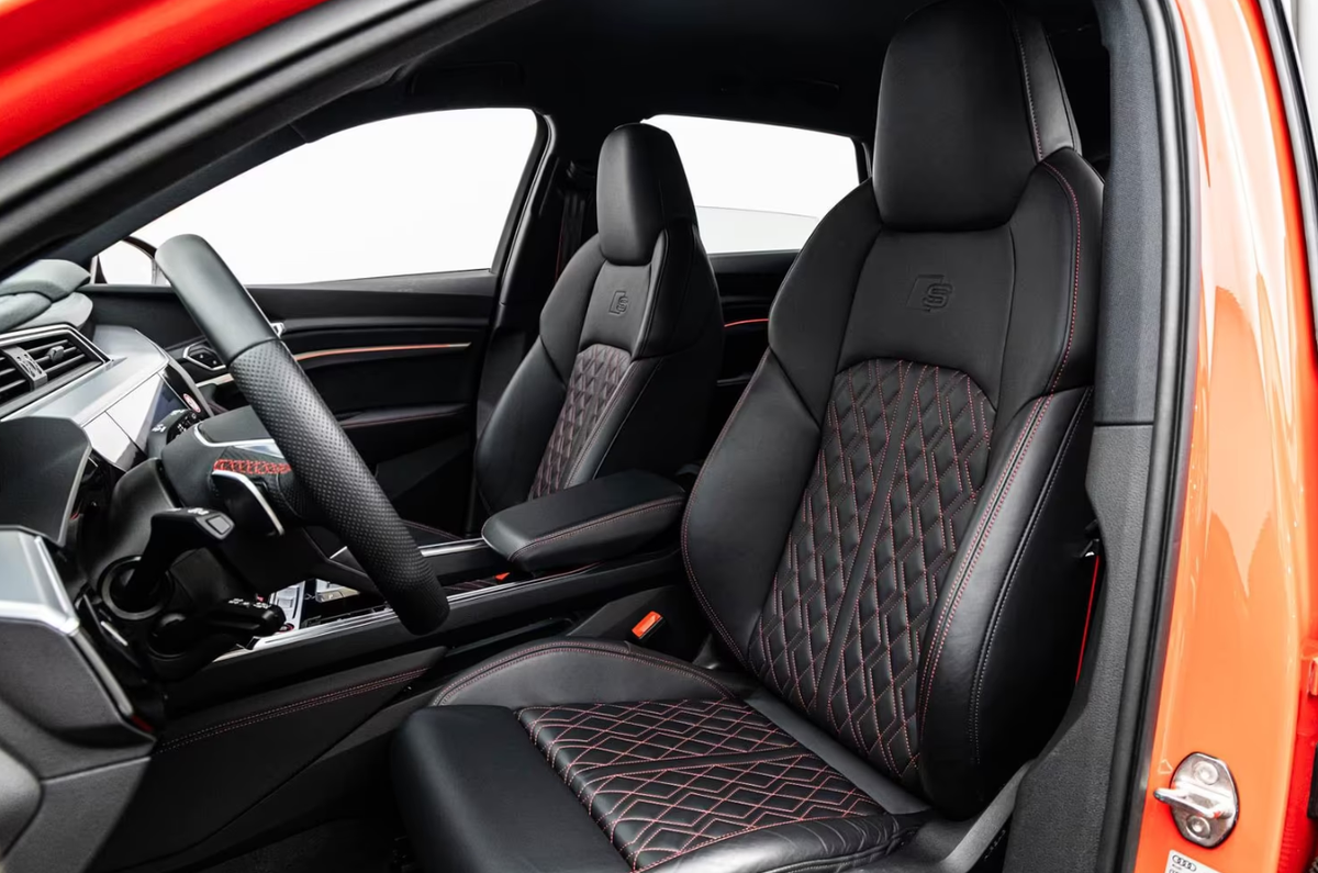 Audi SQ8 e-tron 503ch quattro/Matrix/Camera360/Rouge Soneira/Pack noir plus