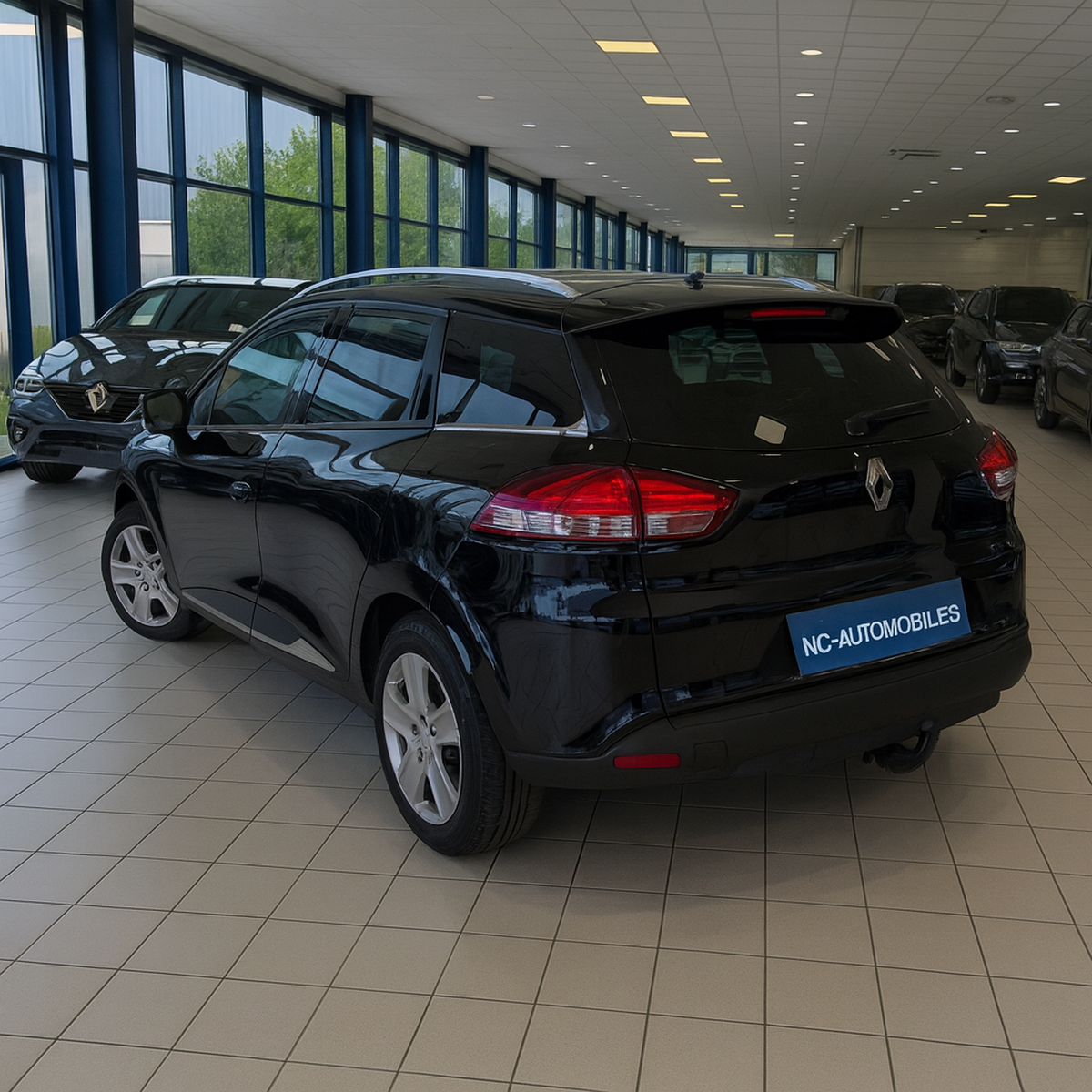 RENAULT Clio 120 ch | INTENS | Attelage | Écran tactile | GPS | Bluetooth | Régulateur de vitesse
