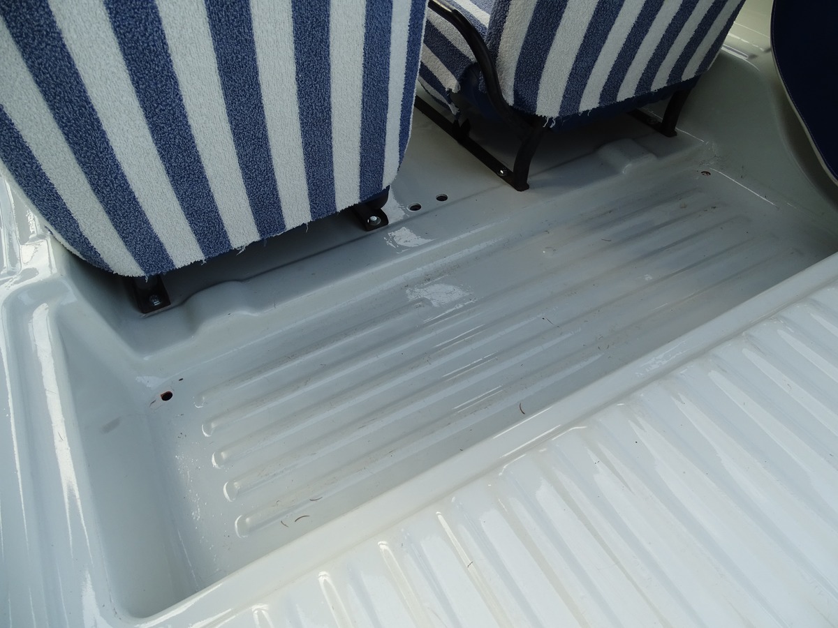 Citroën Méhari 4x2 1973 / Banquette arrière / 4 places / Baches complètes / Toit Bikini