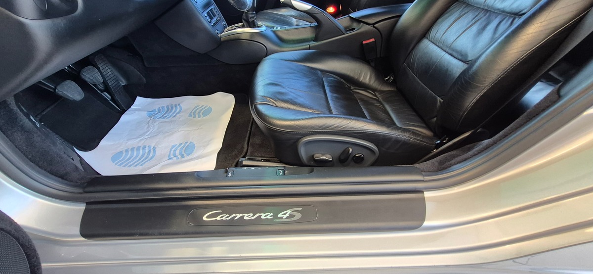 Porsche 911 TYPE 996.2 CARRERA 4S