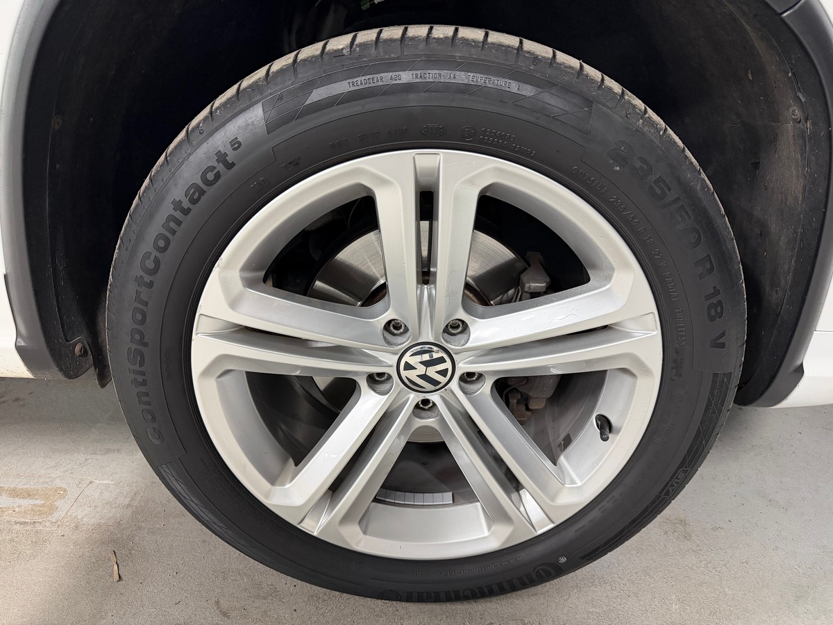 Volkswagen Tiguan 2.0 TDI R LINE TOIT PANORAMIQUE OUVRANT / CAMERA DE RECUL