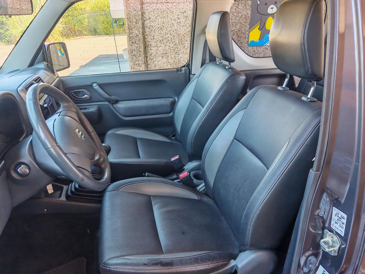 Suzuki Jimny Style 1.3 86ch Cuir Climatisation.