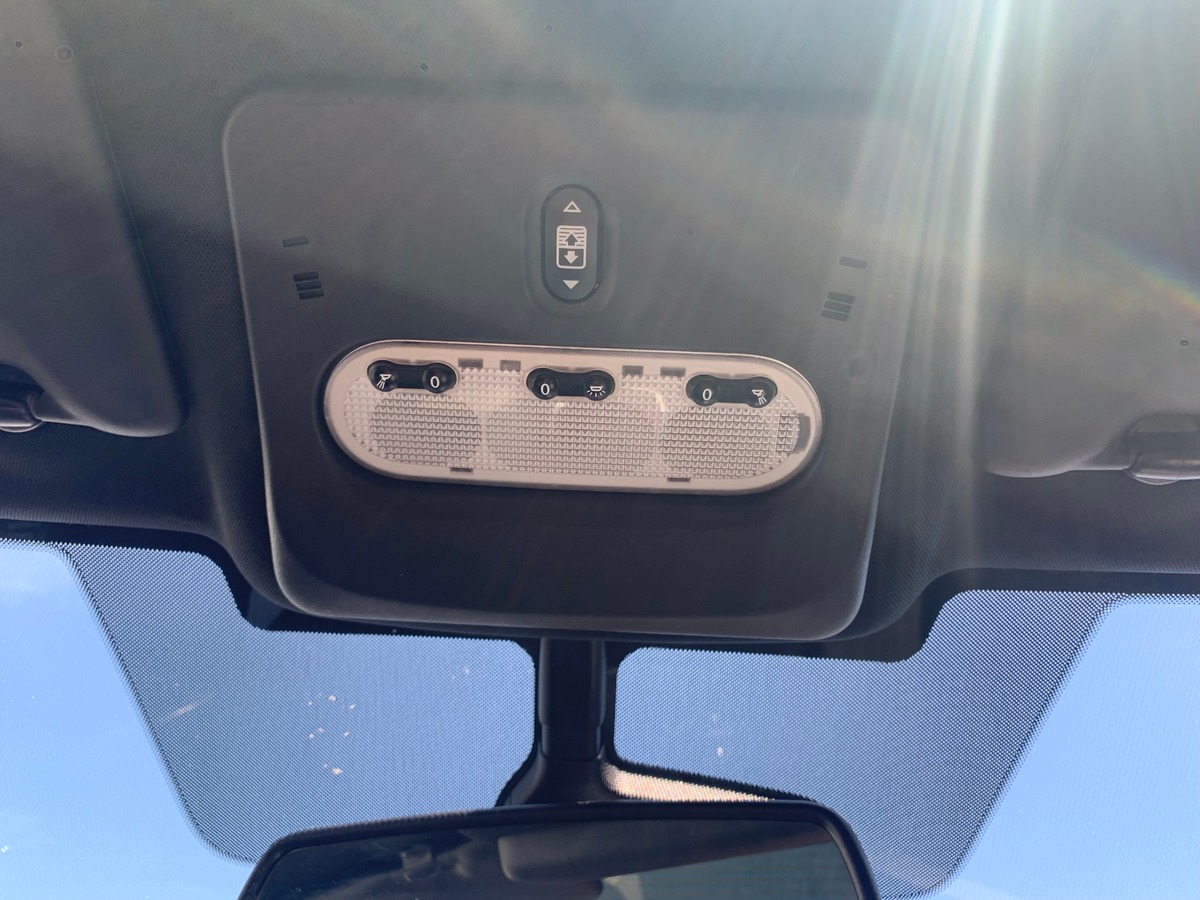 Nissan Qashqai 130 ch | Tekna | Toit panoramique | Caméra de recul | Régulateur vitesse | Attelage