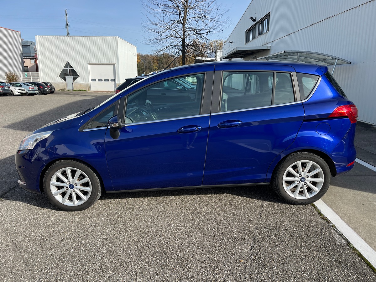 Ford BMAX 1.0 125ch TITANIUM, CAMERA, GPS, SIEGES CHAUFFANT, RADAR AVANT/ARRIERE