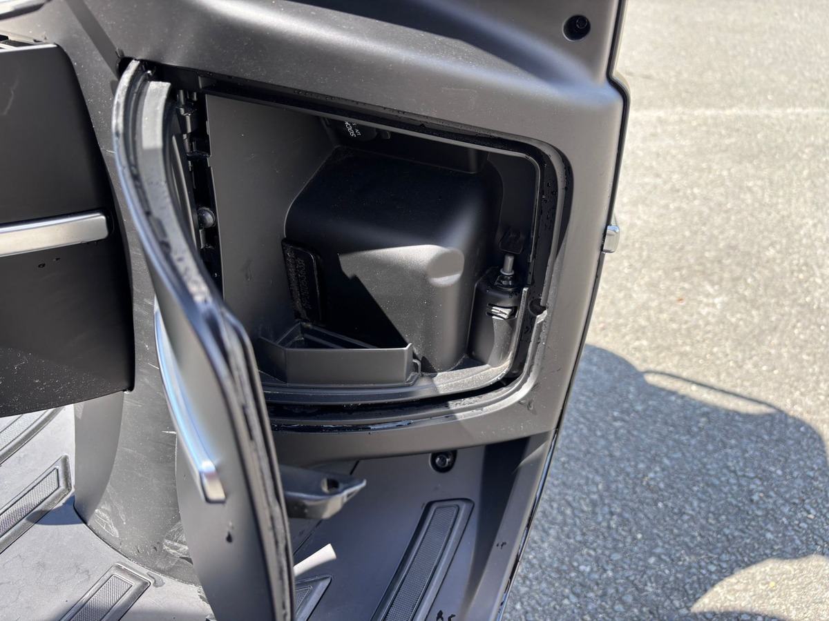 Peugeot DJANGO 125cc - 2022 - TOP CASE - Selle rabaissée